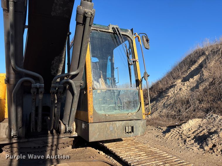image for item EA4468 2007 Volvo EC360B LC excavator