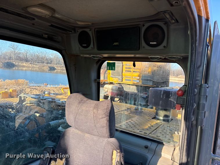 image for item EA4468 2007 Volvo EC360B LC excavator