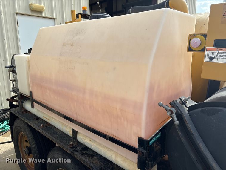 image for item EA7114 2015 Vermeer VX50-500 vacuum excavator