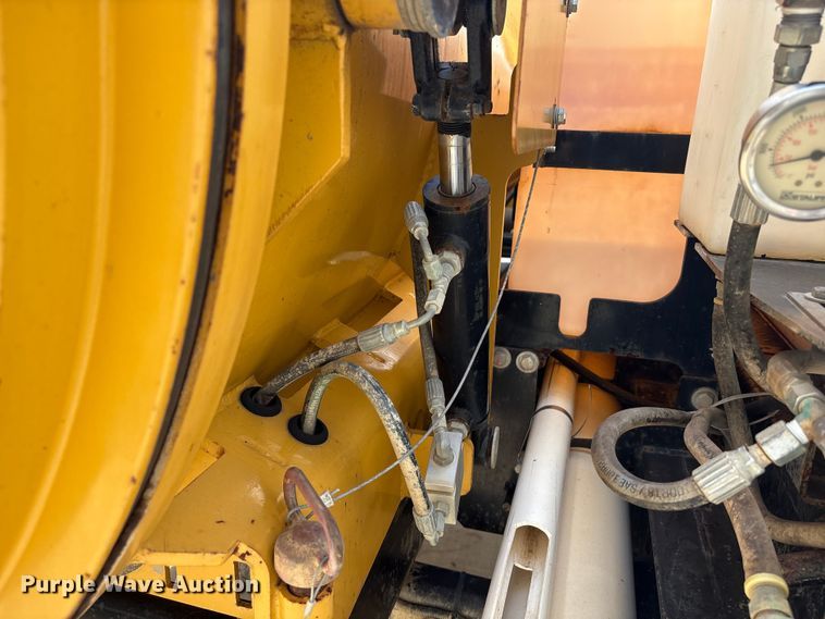 image for item EA7114 2015 Vermeer VX50-500 vacuum excavator