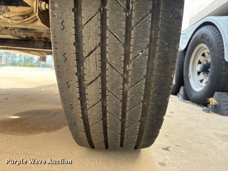 image for item EA7114 2015 Vermeer VX50-500 vacuum excavator