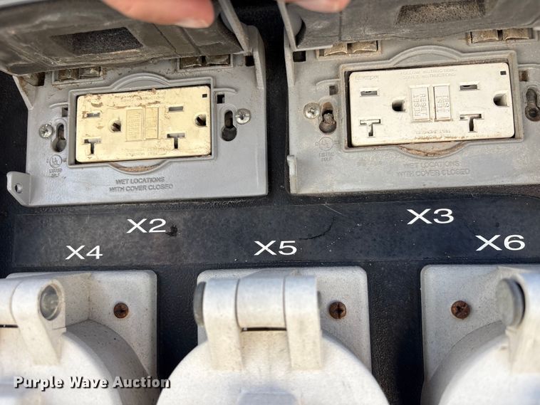 image for item EA7220 2011 Doosan G185 generator