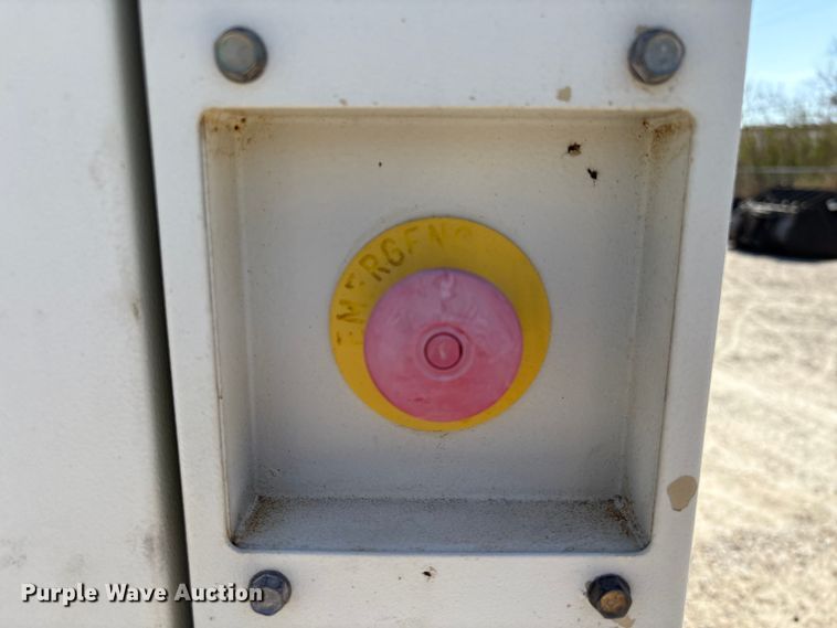 image for item EA7220 2011 Doosan G185 generator