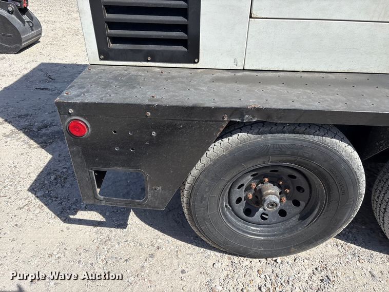 image for item EA7220 2011 Doosan G185 generator