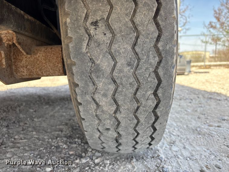 image for item EA7220 2011 Doosan G185 generator