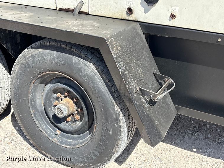 image for item EA7220 2011 Doosan G185 generator