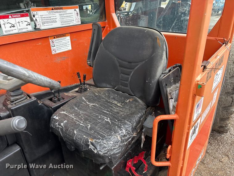 image for item EA7948 2014 JLG G12-55A telehandler