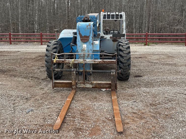 image for item EA7949 2014 Genie GTH844 telehandler