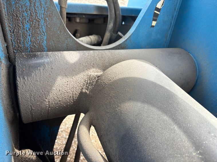 image for item EA7949 2014 Genie GTH844 telehandler