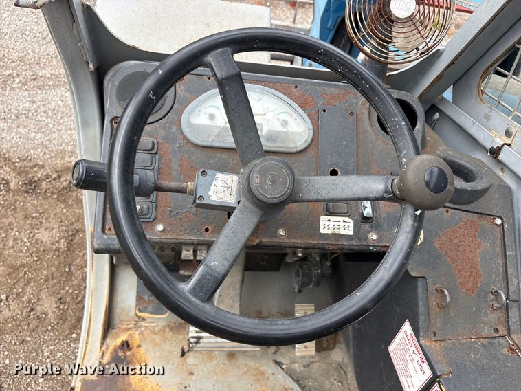 image for item EA7949 2014 Genie GTH844 telehandler