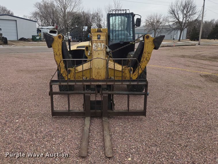 image for item EB1262 2004 Caterpillar TH460B telehandler