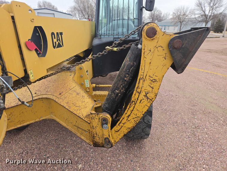 image for item EB1262 2004 Caterpillar TH460B telehandler