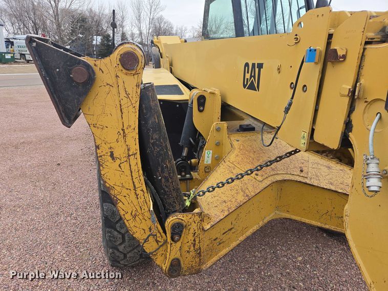 image for item EB1262 2004 Caterpillar TH460B telehandler