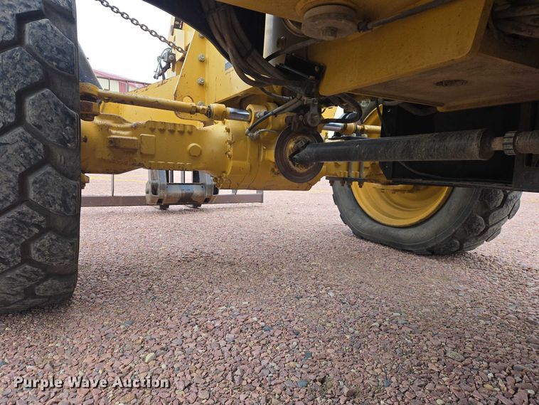 image for item EB1262 2004 Caterpillar TH460B telehandler