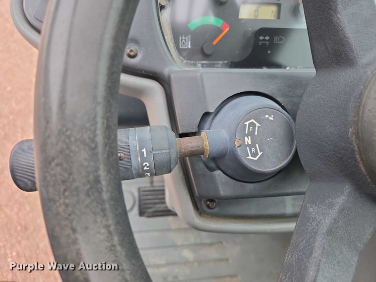 image for item EB1262 2004 Caterpillar TH460B telehandler