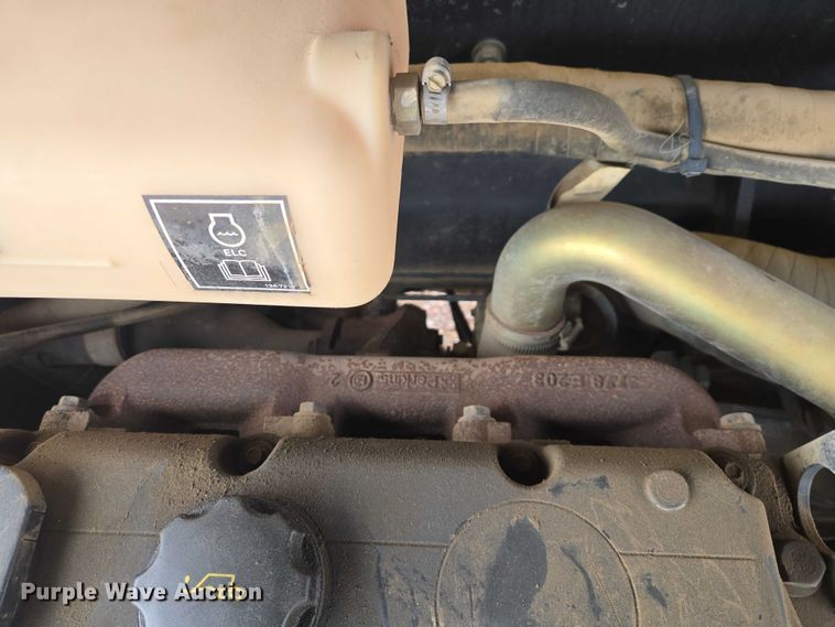 image for item EB1262 2004 Caterpillar TH460B telehandler