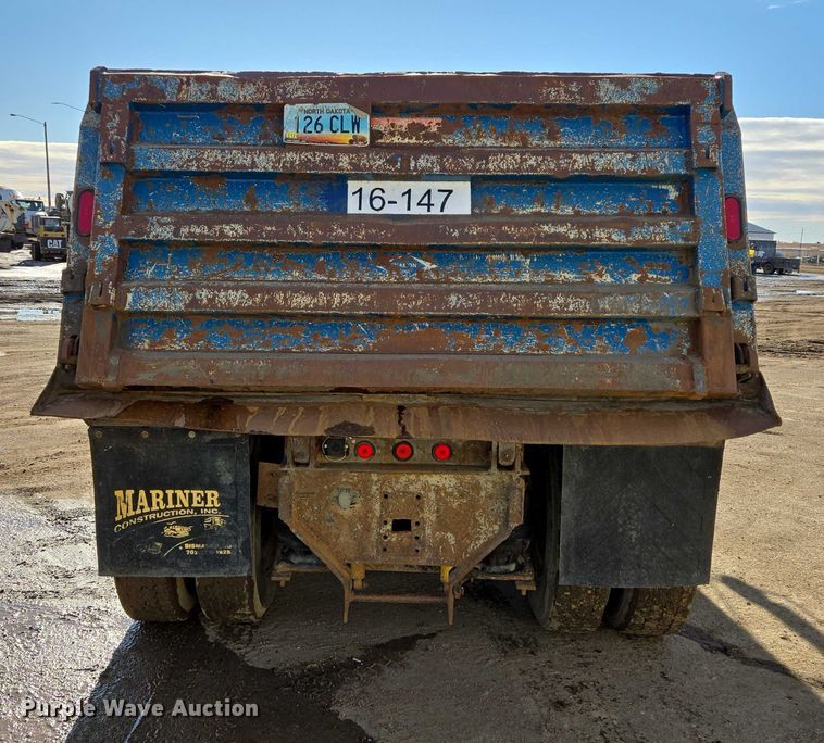 image for item EB1304 1995 Mack CH613 dump truck