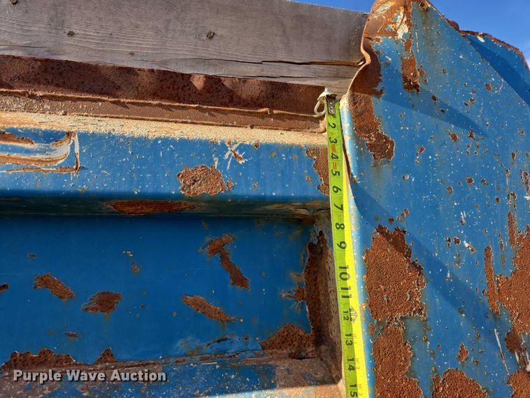 image for item EB1304 1995 Mack CH613 dump truck