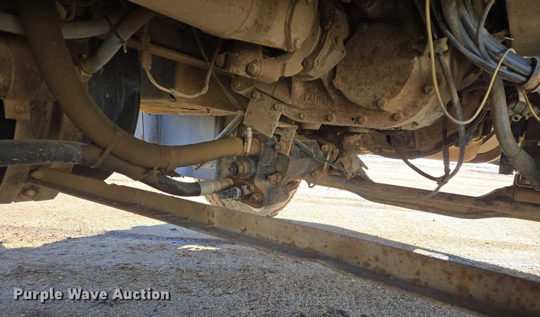 image for item EB1304 1995 Mack CH613 dump truck