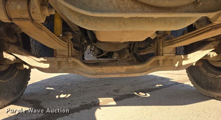 image for item EB1304 1995 Mack CH613 dump truck