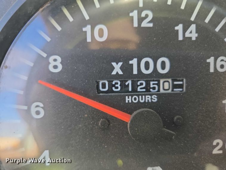 image for item EB1304 1995 Mack CH613 dump truck