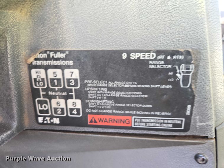 image for item EB1304 1995 Mack CH613 dump truck