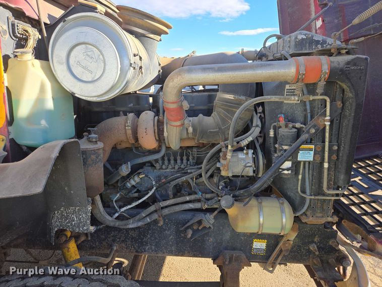 image for item EB1304 1995 Mack CH613 dump truck