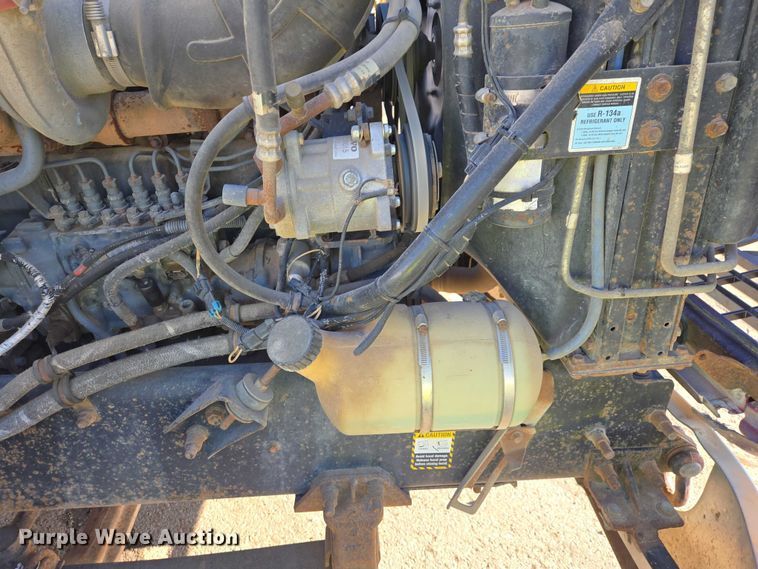 image for item EB1304 1995 Mack CH613 dump truck