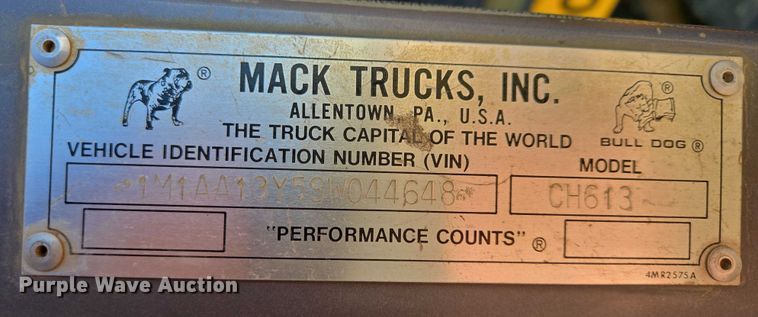 image for item EB1304 1995 Mack CH613 dump truck