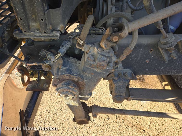 image for item EB1305 1994 Mack CH613 semi truck