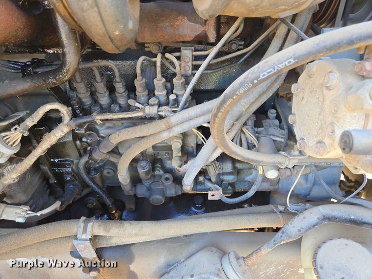 image for item EB1305 1994 Mack CH613 semi truck