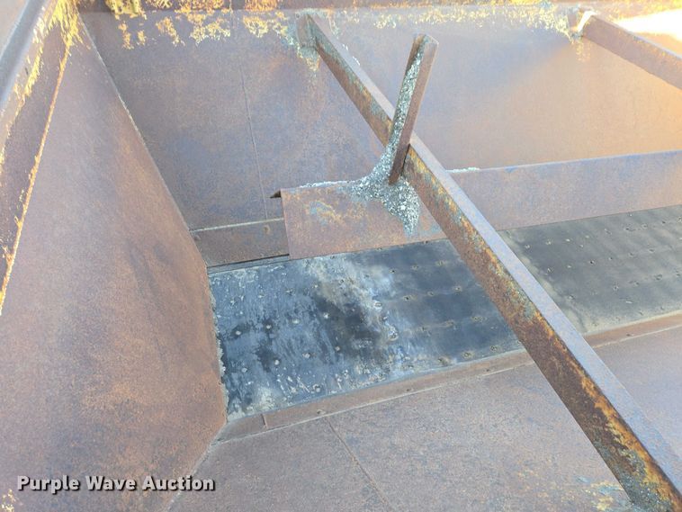 image for item EB1306 1992 Mack CH613 spreader truck