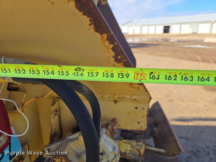 image for item EB1306 1992 Mack CH613 spreader truck