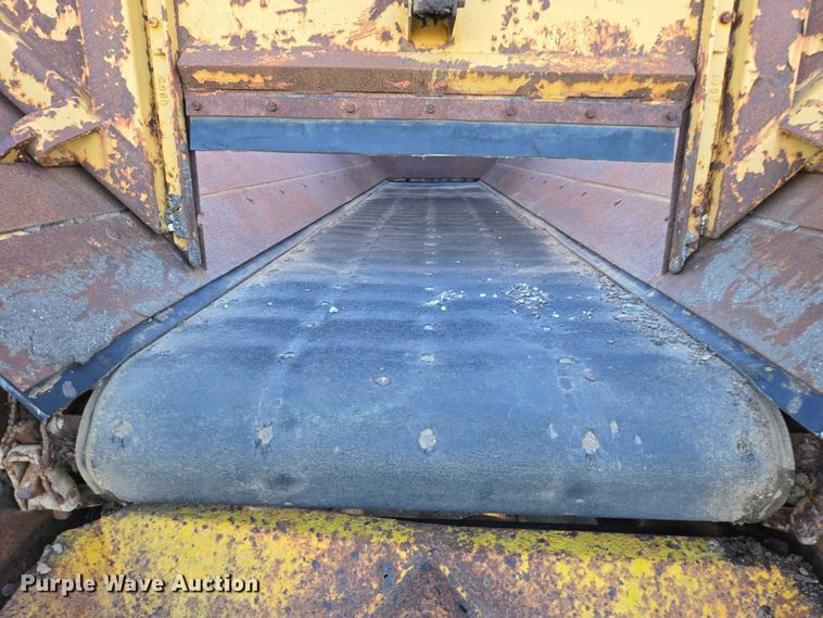 image for item EB1306 1992 Mack CH613 spreader truck