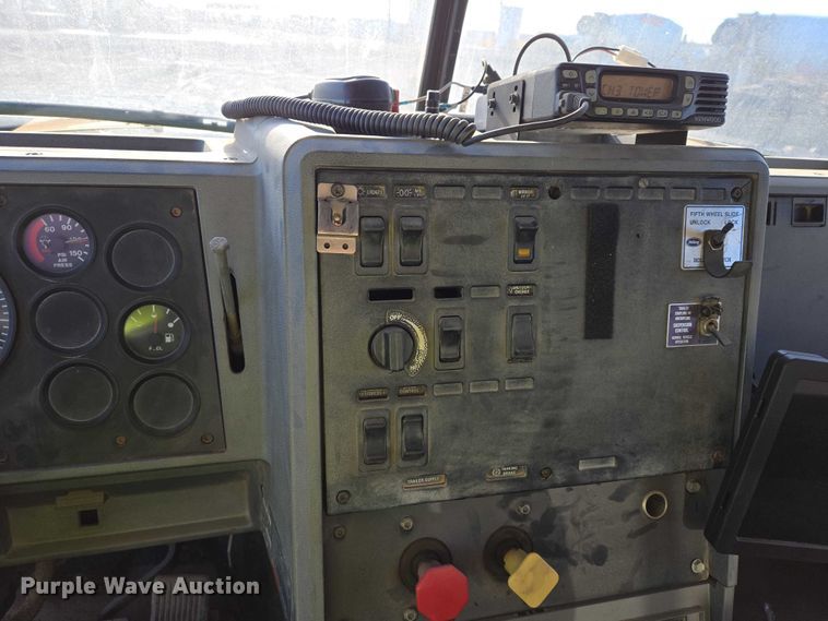 image for item EB1306 1992 Mack CH613 spreader truck