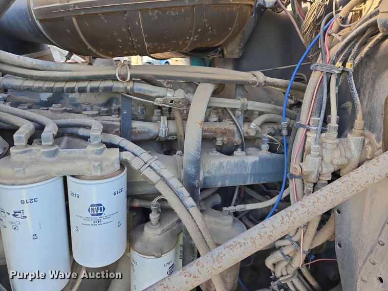 image for item EB1306 1992 Mack CH613 spreader truck