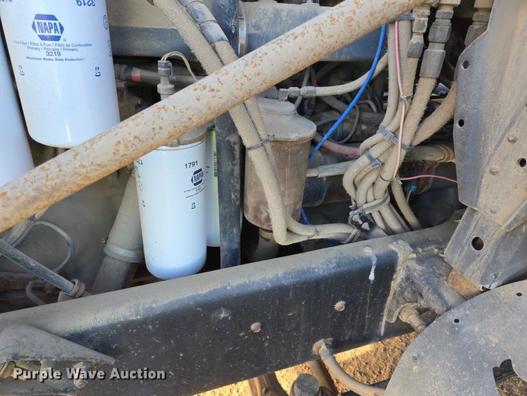 image for item EB1306 1992 Mack CH613 spreader truck