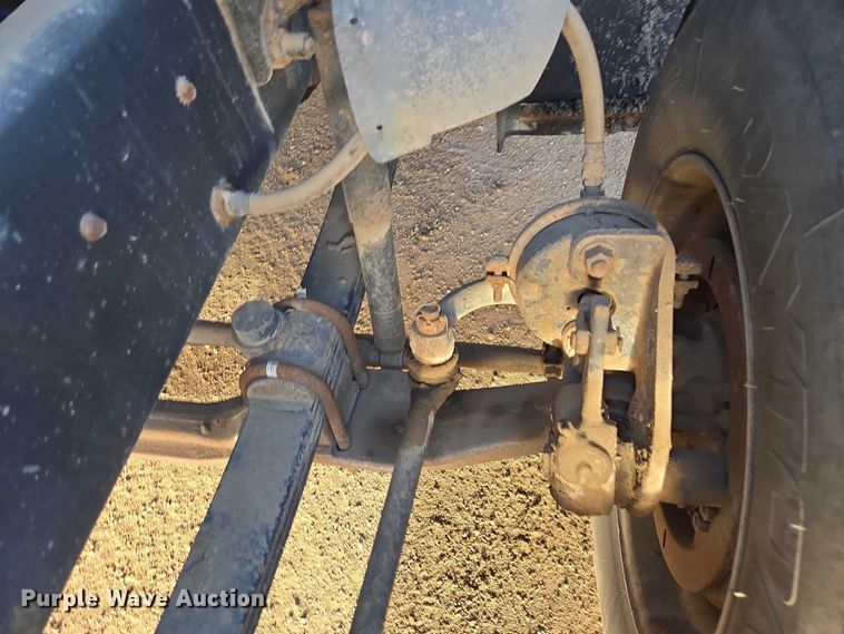 image for item EB1306 1992 Mack CH613 spreader truck