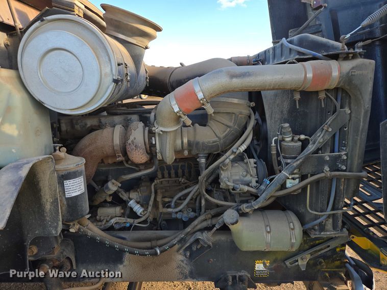 image for item EB1306 1992 Mack CH613 spreader truck