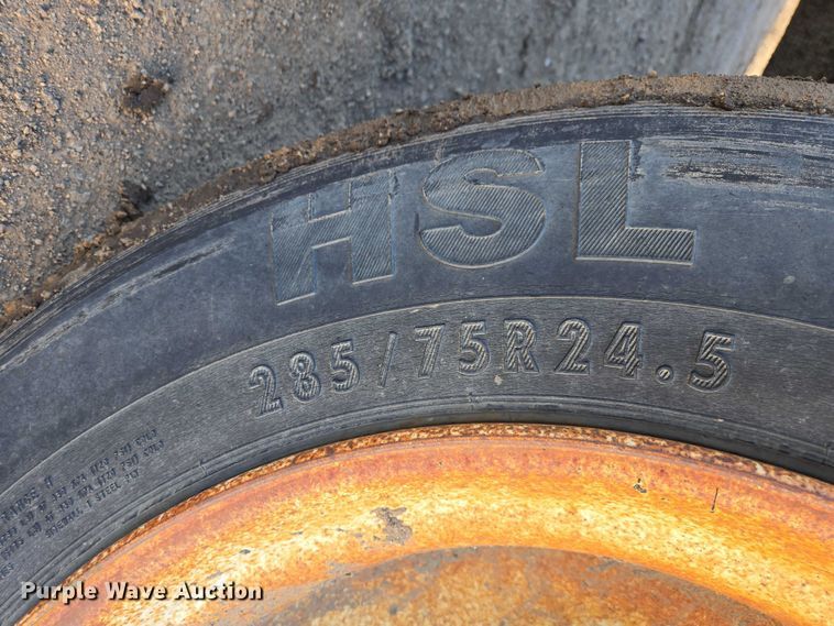 image for item EB1306 1992 Mack CH613 spreader truck