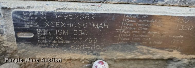 image for item EB1307 2000 Freightliner FLD dump truck