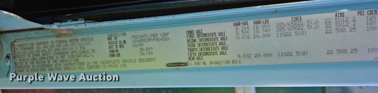 image for item EB1307 2000 Freightliner FLD dump truck