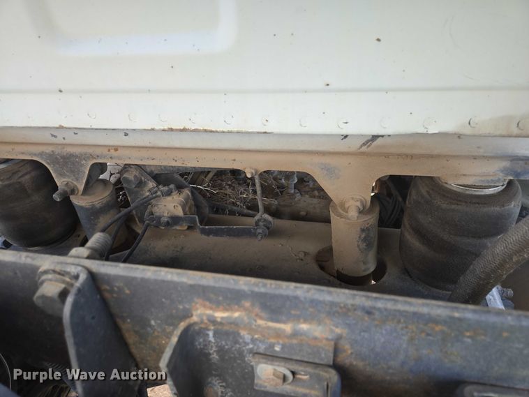 image for item EB1309 2005 Sterling LT9500 dump truck