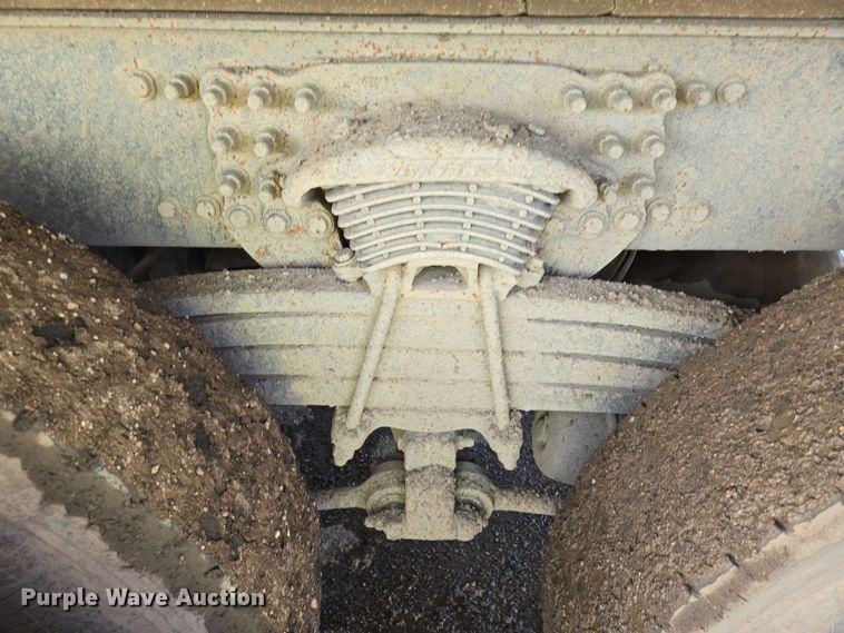 image for item EB1309 2005 Sterling LT9500 dump truck