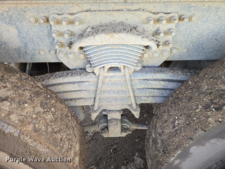 image for item EB1309 2005 Sterling LT9500 dump truck