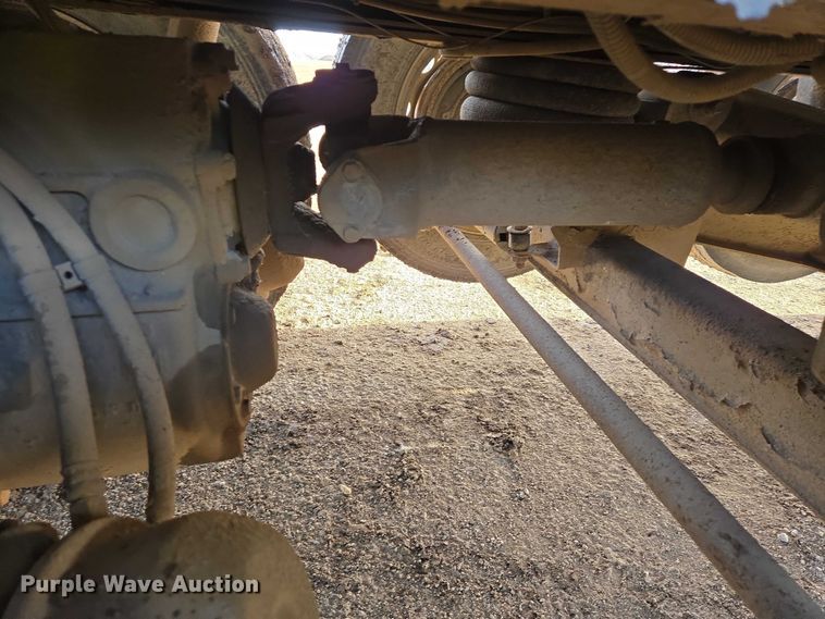 image for item EB1309 2005 Sterling LT9500 dump truck