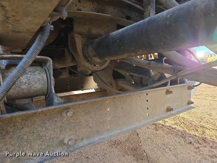 image for item EB1309 2005 Sterling LT9500 dump truck