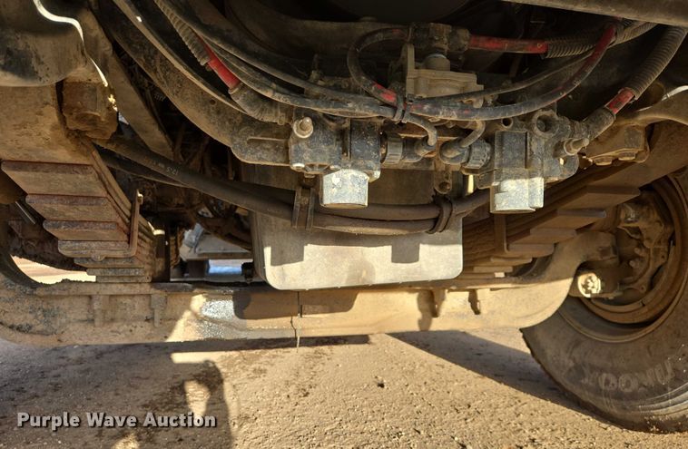 image for item EB1309 2005 Sterling LT9500 dump truck