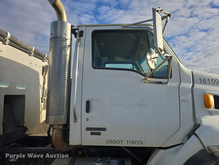image for item EB1309 2005 Sterling LT9500 dump truck