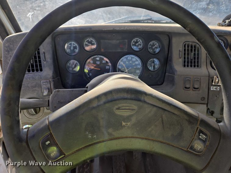 image for item EB1309 2005 Sterling LT9500 dump truck